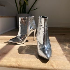 Nasty Gal Liliana silver ankle booties. Point toe. Size 6.5. 4 inch heel.